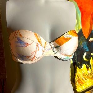Bandeau Triangl bikini top. Small+